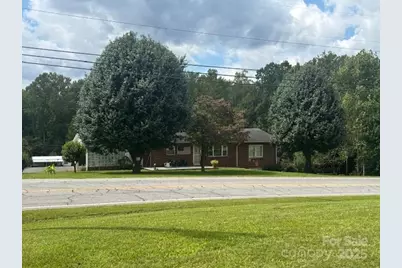 7904 Old Nc 10 Highway, Hickory, NC 28602 - Photo 1