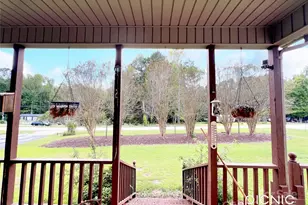 572 Mosteller Dr, Lancaster, SC 29720 - Photo 2