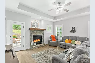 139 Clay Street, Fairview, NC 28730 - Photo 16