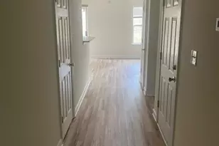 336 Doughton Ln, Charlotte, NC 28217 - Photo 2