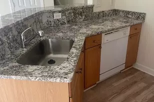 336 Doughton Ln, Charlotte, NC 28217 - Photo 8