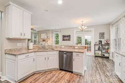 3815 Blazeprince Drive, Charlotte, NC 28215 - Photo 12