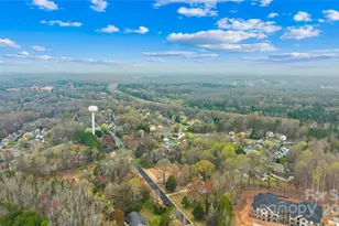 10610 Coulport Ln, Charlotte, NC 28215 - Photo 34