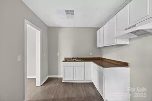 2452 Myers St, Gastonia, NC 28056 - Photo 10