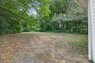 2452 Myers St, Gastonia, NC 28056 - Photo 4