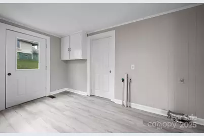 607 Prospect Street NW, Lenoir, NC 28645 - Photo 12