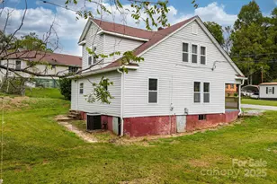 607 Prospect St NW, Lenoir, NC 28645 - Photo 32