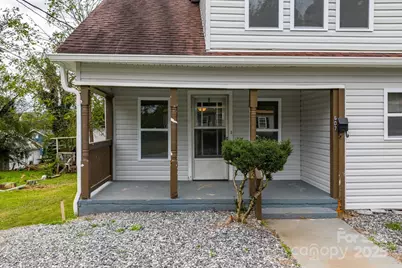 607 Prospect Street NW, Lenoir, NC 28645 - Photo 2