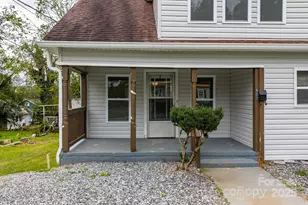 607 Prospect St NW, Lenoir, NC 28645 - Photo 2