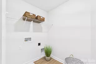 1708 Coral Bark Ln, Charlotte, NC 28216 - Photo 30