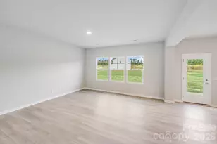 142 Red Cedar Ln, Statesville, NC 28625 - Photo 8