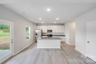 142 Red Cedar Ln, Statesville, NC 28625 - Photo 4