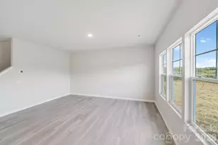 142 Red Cedar Ln, Statesville, NC 28625 - Photo 2