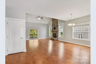 64 Leyland Circle, Hendersonville, NC 28792 - Photo 6
