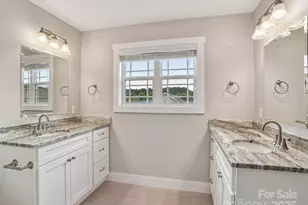 64 Leyland Cir, Hendersonville, NC 28792 - Photo 16