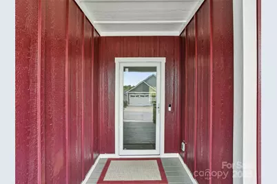 64 Leyland Circle, Hendersonville, NC 28792 - Photo 2