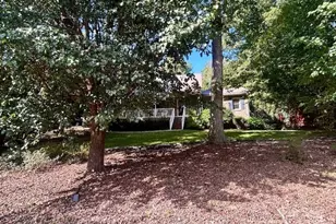 399 Thompson Dr, Hudson, NC 28638 - Photo 2