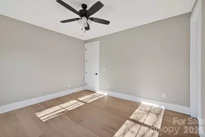 6811 Burlwood Road, Charlotte, NC 28211 - Photo 30