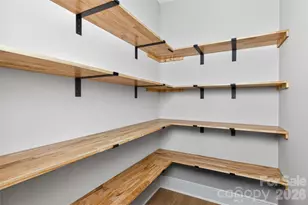 6811 Burlwood Rd, Charlotte, NC 28211 - Photo 10