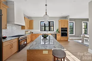 6811 Burlwood Rd, Charlotte, NC 28211 - Photo 8