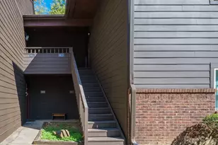 8015 Cedar Glen Dr, Charlotte, NC 28212 - Photo 2