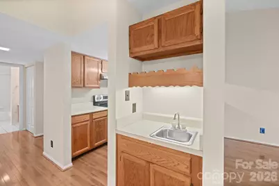 8015 Cedar Glen Drive, Charlotte, NC 28212 - Photo 12