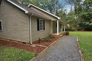 440 Troy Candor Rd, Troy, NC 27371 - Photo 2