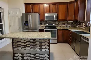 12022 Duke Lancaster Dr, Charlotte, NC 28277 - Photo 6