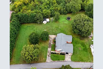116 Huss Avenue, Hudson, NC 28638 - Photo 4