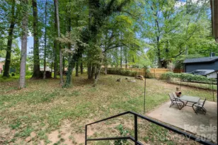 5819 Ruth Dr, Charlotte, NC 28215 - Photo 16