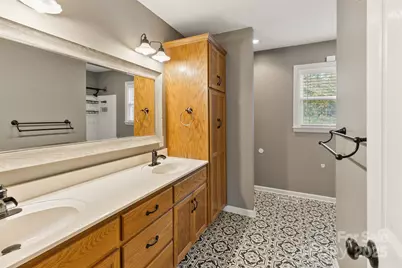 3233 6th Avenue NE, Conover, NC 28613 - Photo 16