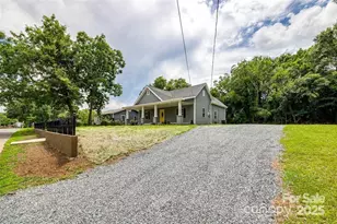 1022 Parker St, Monroe, NC 28112 - Photo 6