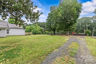 3824 Matthews-Mint Hill Rd, Matthews, NC 28105 - Photo 26