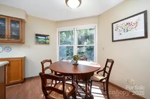 9 Sandon Cir, Asheville, NC 28804 - Photo 14