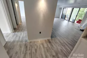 4821 Spring Lake Dr, Charlotte, NC 28212 - Photo 2