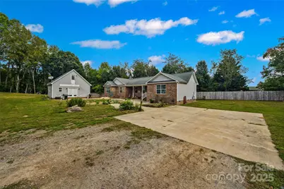 1845 Templeton Road, Clover, SC 29710 - Photo 14