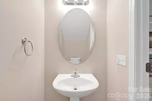 13718 Porter Creek Rd, Charlotte, NC 28262 - Photo 16