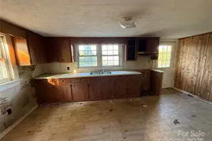 1940 Paul Shuping Ave, Morganton, NC 28655 - Photo 18