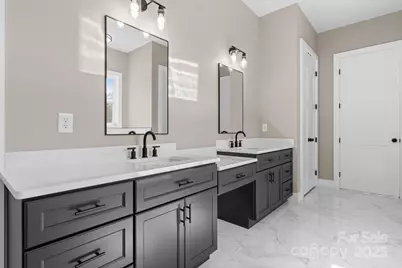 3733 Whitney Drive NE, Hickory, NC 28601 - Photo 28