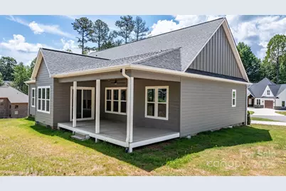 3733 Whitney Drive NE, Hickory, NC 28601 - Photo 8