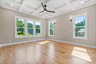 3733 Whitney Dr NE, Hickory, NC 28601 - Photo 24