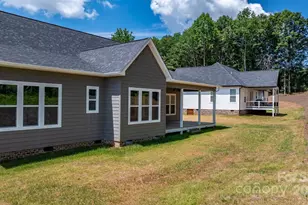 3733 Whitney Dr NE, Hickory, NC 28601 - Photo 6