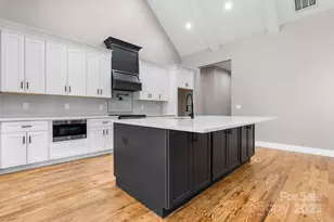 3733 Whitney Dr NE, Hickory, NC 28601 - Photo 16