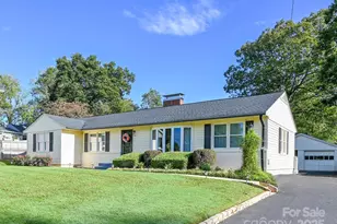 100 Onteora Blvd, Asheville, NC 28803 - Photo 2