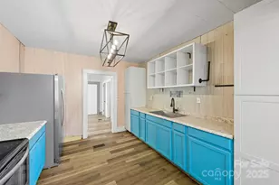 515 Suttle St, Shelby, NC 28150 - Photo 8