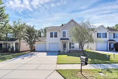 15705 Lakepoint Forest Drive, Charlotte, NC 28278 - Photo 2