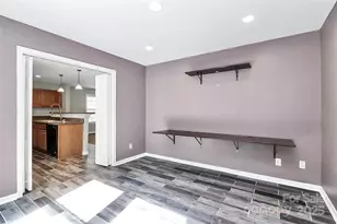 15705 Lakepoint Forest Dr, Charlotte, NC 28278 - Photo 22