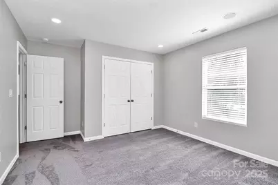 15705 Lakepoint Forest Drive, Charlotte, NC 28278 - Photo 34