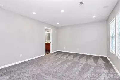 15705 Lakepoint Forest Drive, Charlotte, NC 28278 - Photo 30