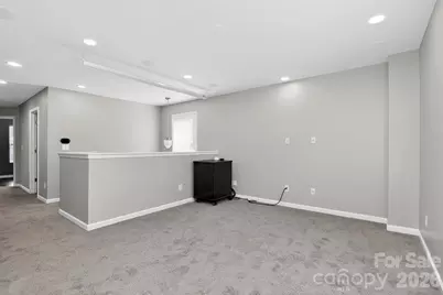 15705 Lakepoint Forest Drive, Charlotte, NC 28278 - Photo 24